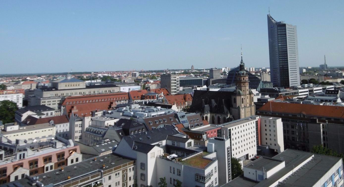 Leipzig Nikolaikirche und City-Hochhaus Blick von oben