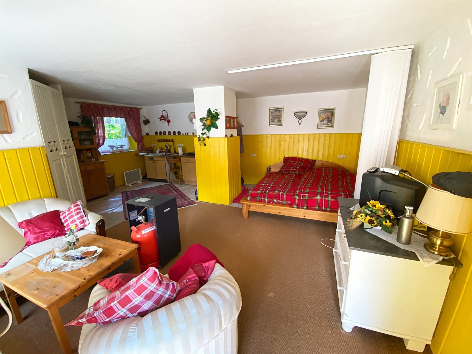 Einzigartiges Anwesen - Kapitalanlage (8,7 % Rendite) und selber Wohnen - Urlaub auf dem Bauernhof / Reiterhof -  Sie entscheiden! (Preis VB)