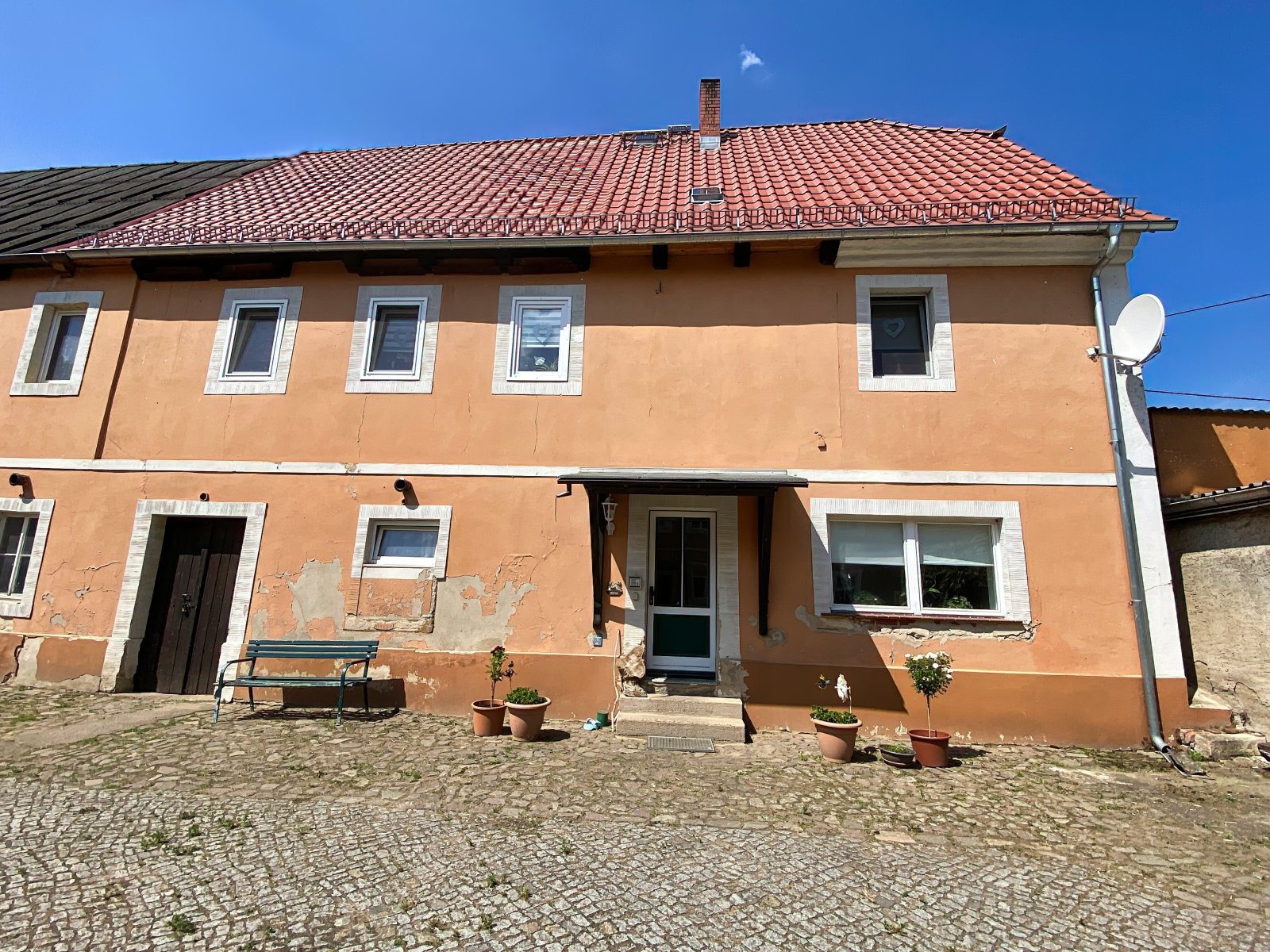 Einzigartiges Anwesen - Kapitalanlage (8,7 % Rendite) und selber Wohnen - Urlaub auf dem Bauernhof / Reiterhof -  Sie entscheiden! (Preis VB)