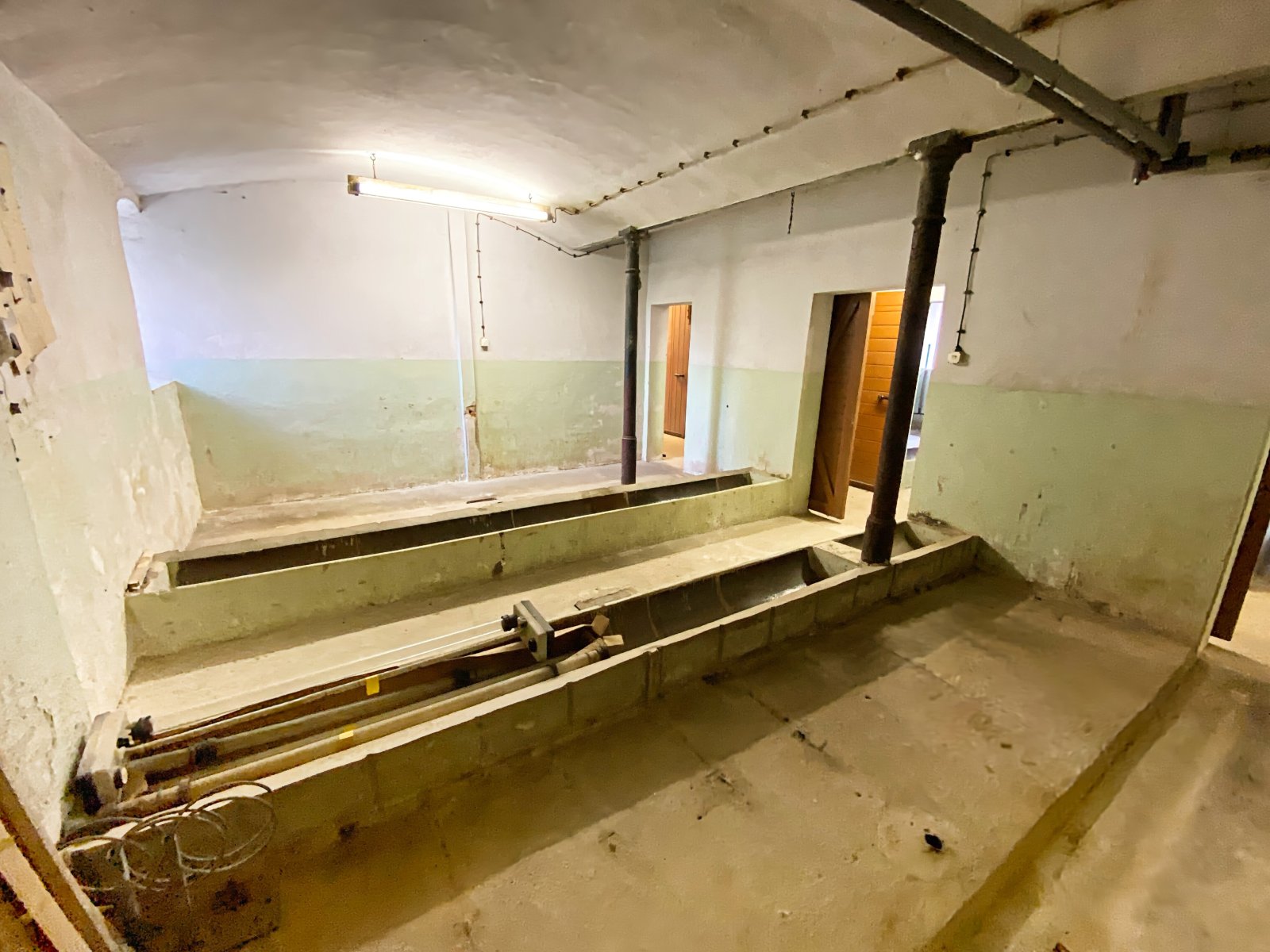 Einzigartiges Anwesen - Kapitalanlage (8,7 % Rendite) und selber Wohnen - Urlaub auf dem Bauernhof / Reiterhof -  Sie entscheiden! (Preis VB)