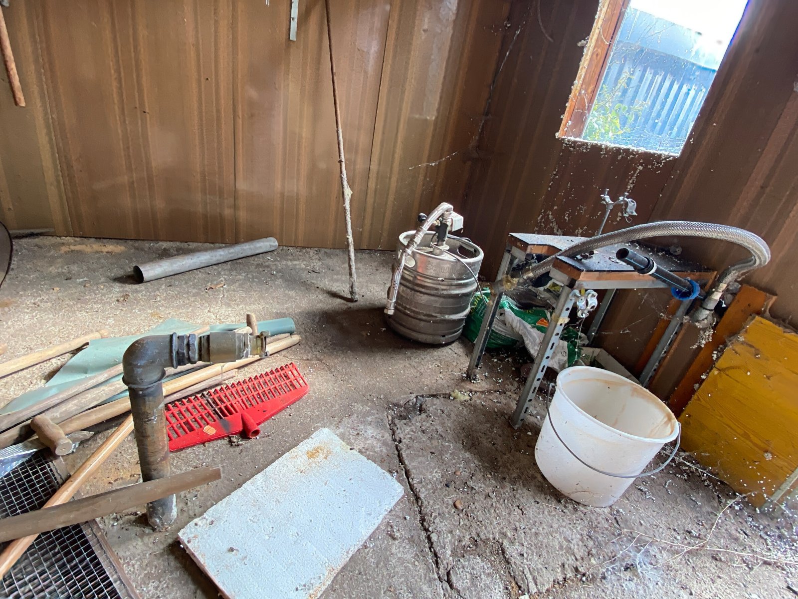 Einfamilienhaus mit Doppelgarage und großem Grundstück in Klitzschen