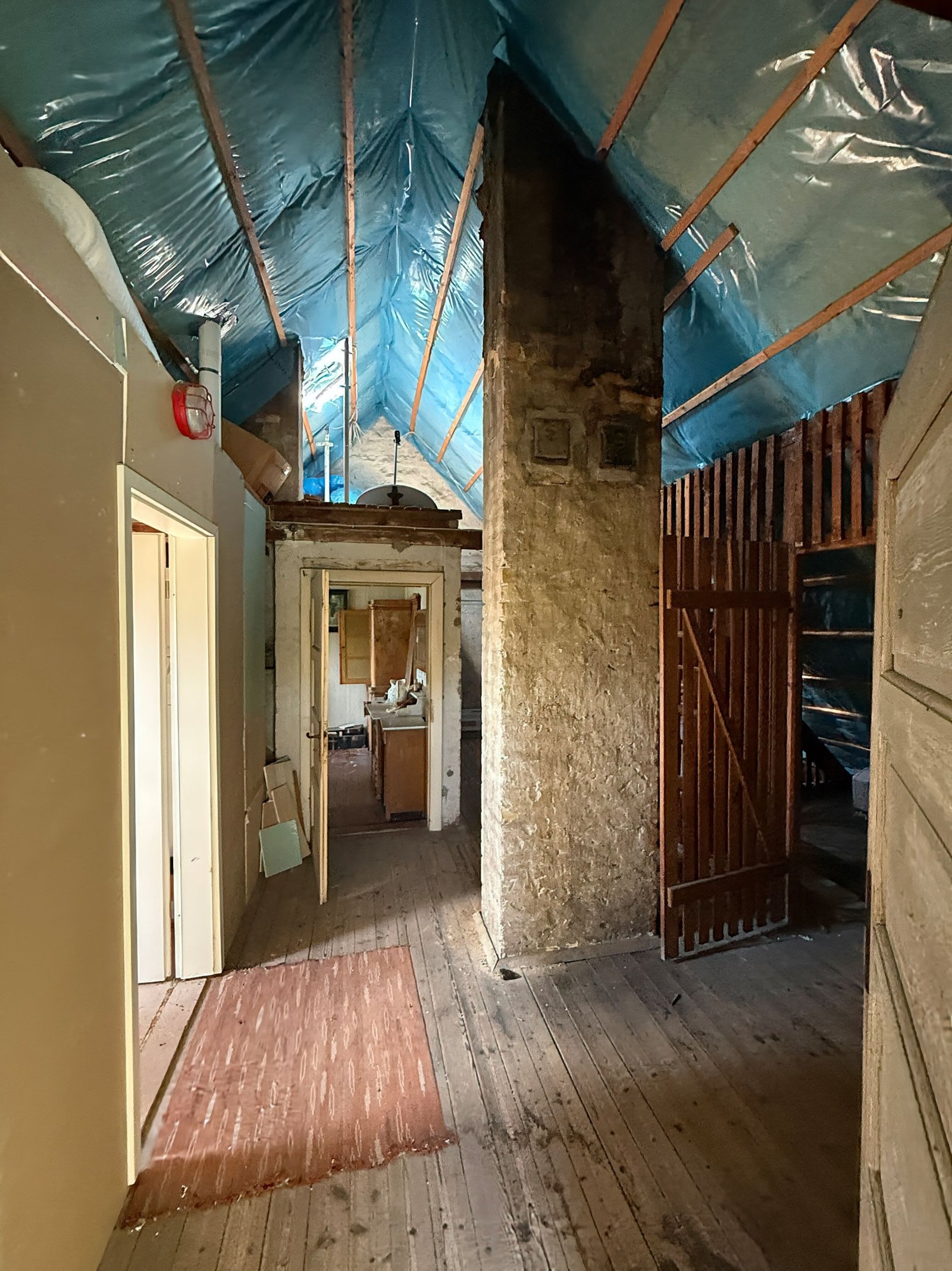 Ein - oder Zweifamilienhaus als Doppelhaushälfte in Bad Schmiedeberg