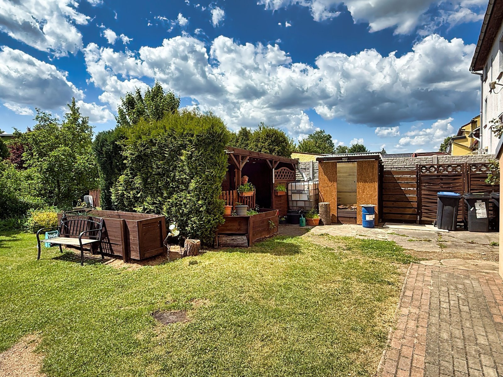 Ein - oder Zweifamilienhaus als Doppelhaushälfte in Bad Schmiedeberg