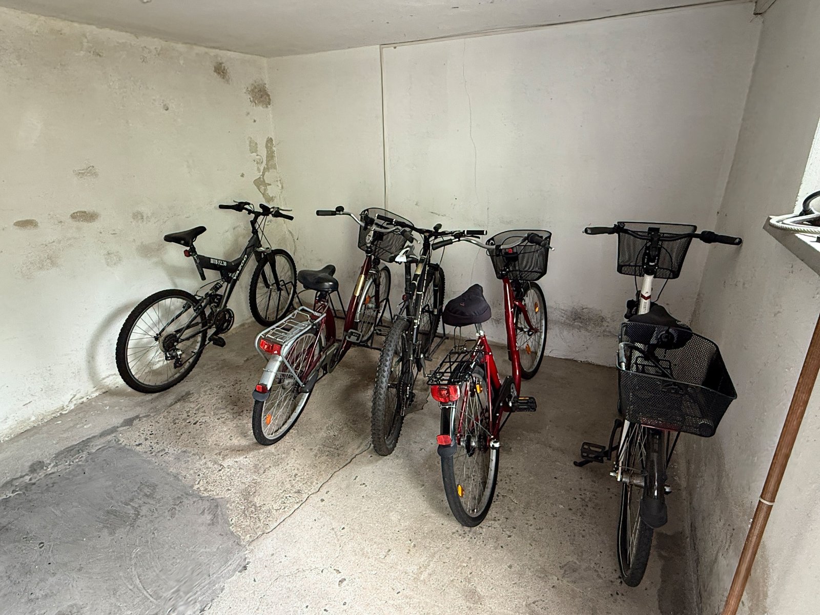 Kapitalanleger aufgepasst: Gepflegtes Mehrfamilienhaus, 6 WE, vollvermietet im Zentrum von Belgern