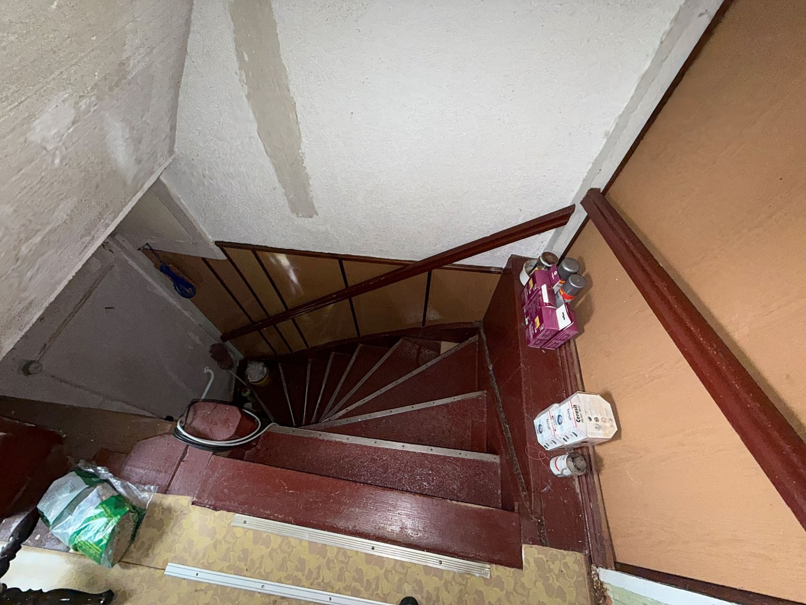 Reserviert: Charmantes, renovierungsbedürftiges Reihenmittelhaus mit Garten und 2 Garagen in Herzberg