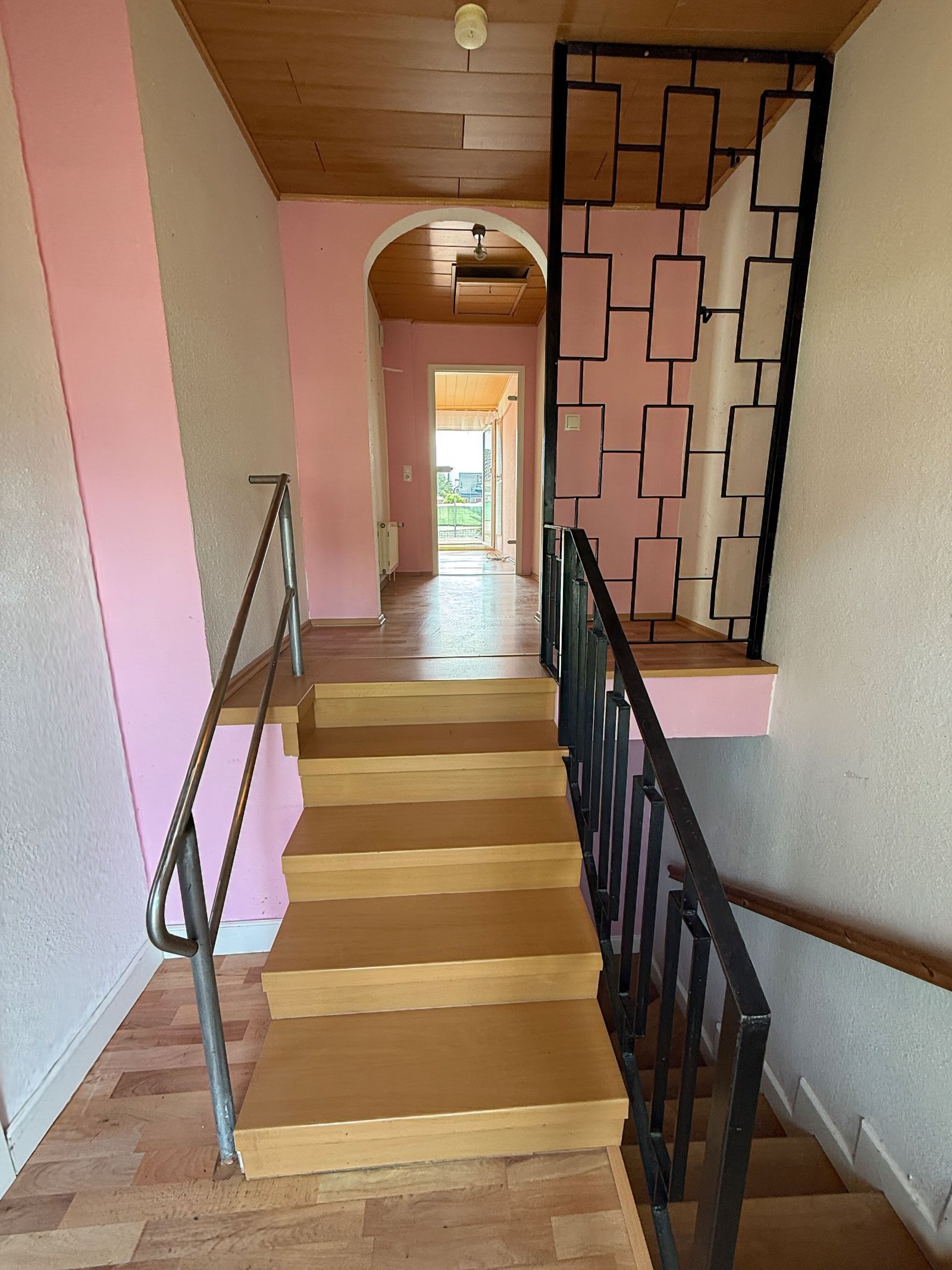 Gepflegtes Einfamilienhaus mit Garage, Anbau und Terrasse in Bad Schmiedeberg