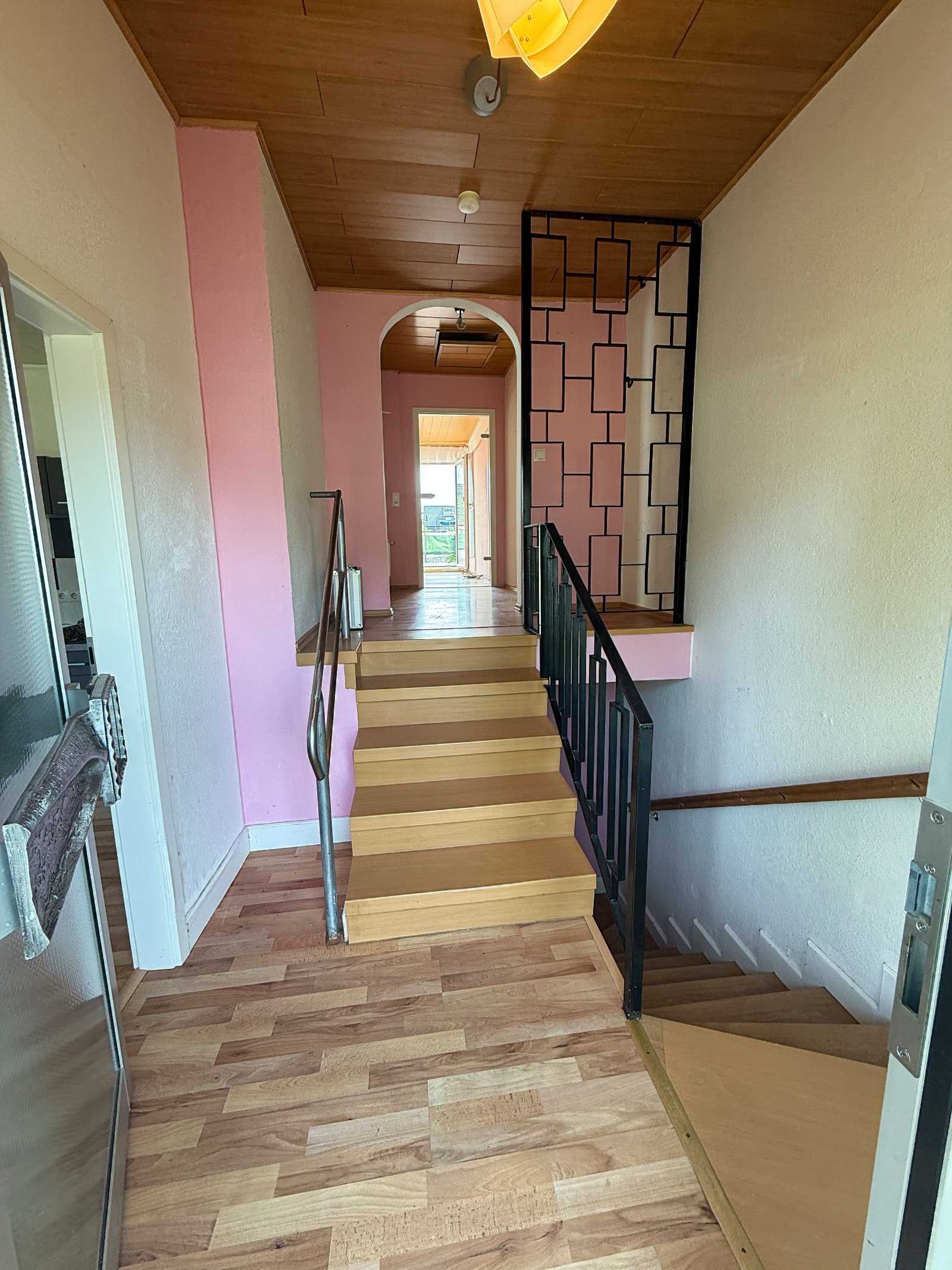 Gepflegtes Einfamilienhaus mit Garage, Anbau und Terrasse in Bad Schmiedeberg