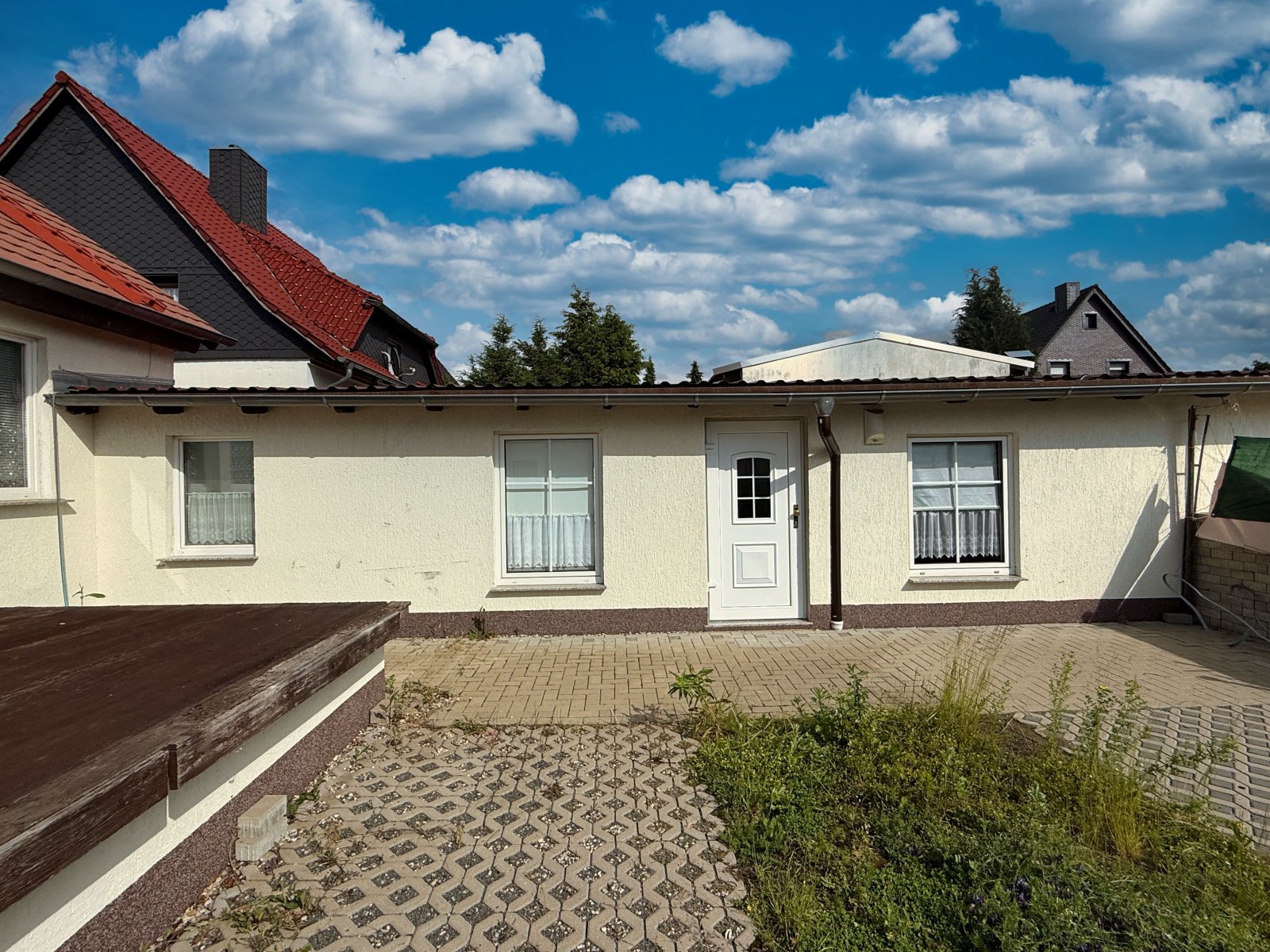 Gepflegtes Einfamilienhaus mit Garage, Anbau und Terrasse in Bad Schmiedeberg