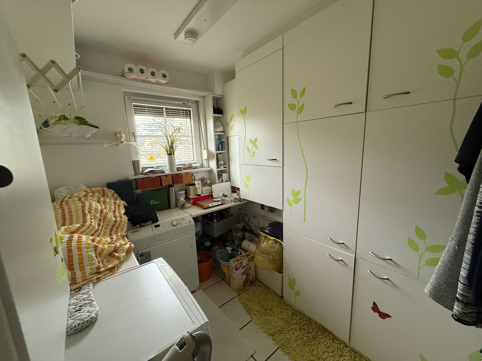 Traumhafte exklusive Doppelhaushälfte mit sonniger Terrasse & gepflegtem Garten in  Kossa