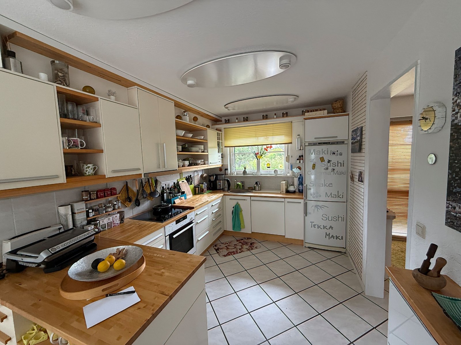 Traumhafte exklusive Doppelhaushälfte mit sonniger Terrasse & gepflegtem Garten in  Kossa
