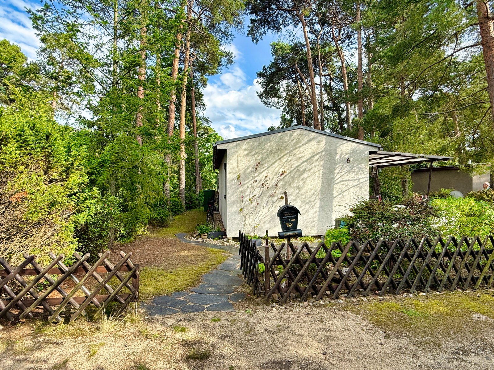 Gepflegter Bungalow in der Erholungssiedlung Dobra