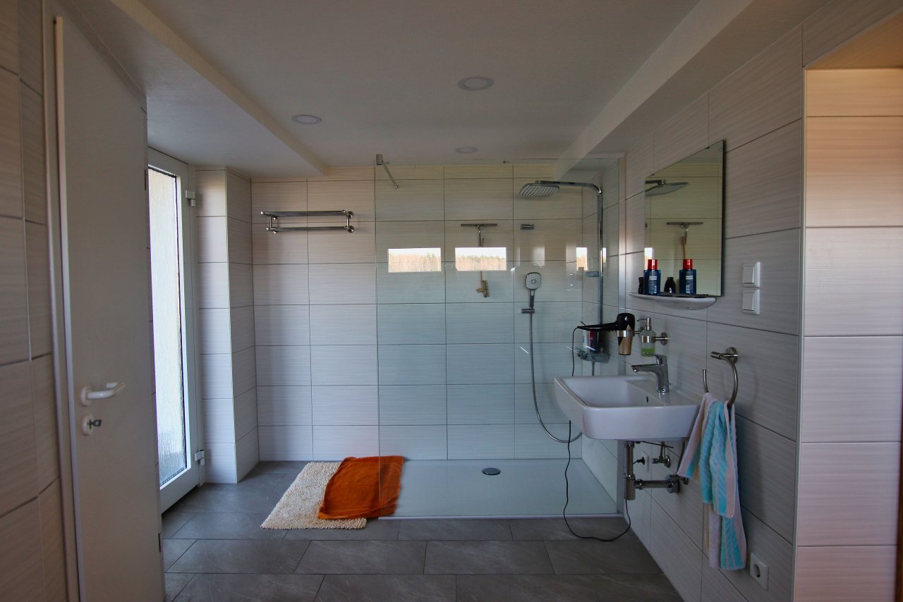 Dusche Kellergeschoss Dusche Kellergeschoss