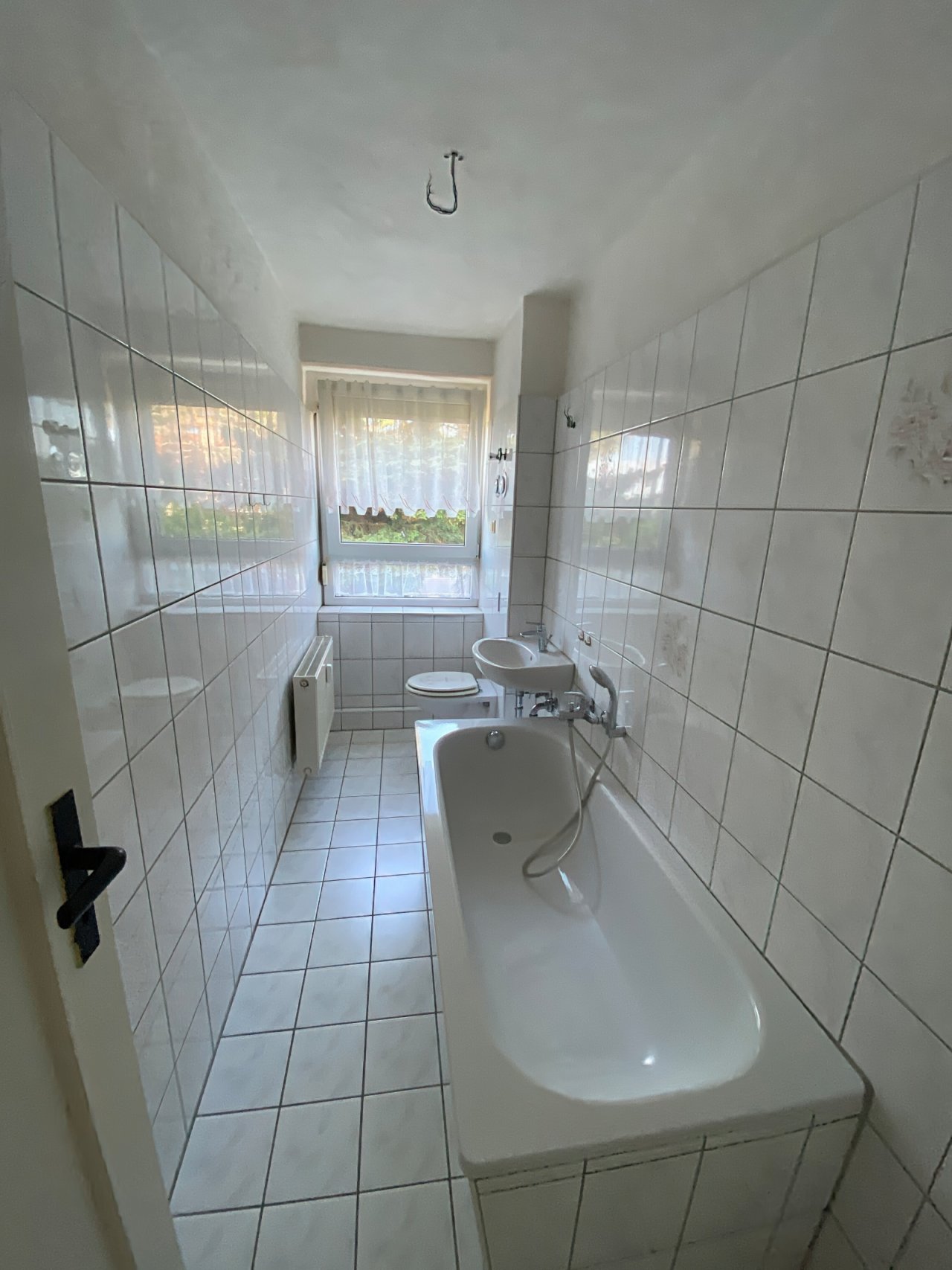 Tageslichtbad Wohnung EG Mitte Tageslichtbad Wohnung EG Mitte