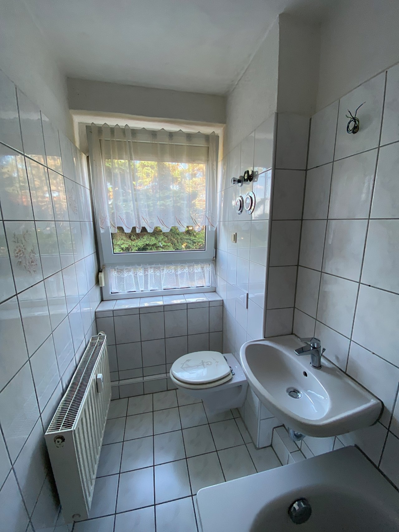 Tageslichtbad Wohnung EG Mitte Tageslichtbad Wohnung EG Mitte