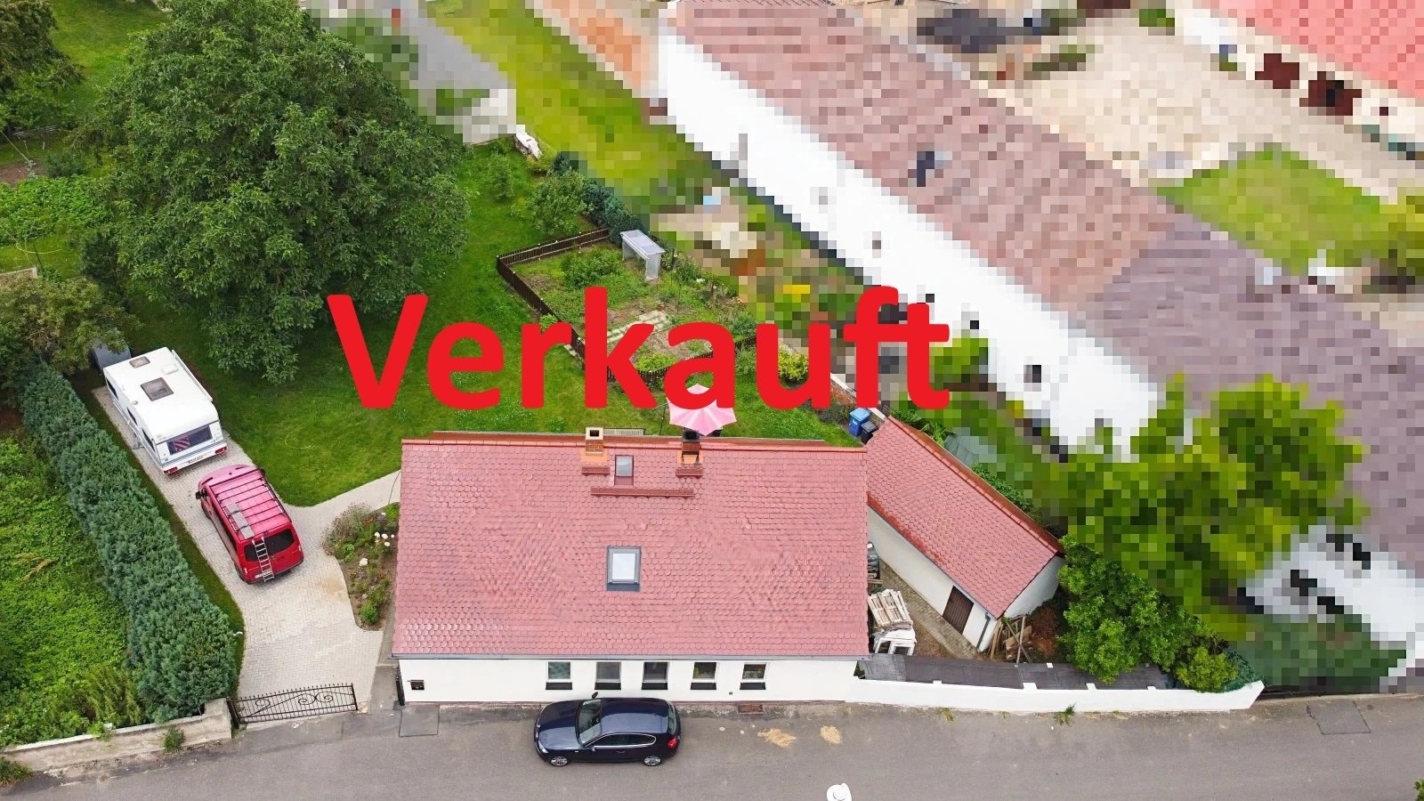 Arzberg: Verkauft: Barrierefreies Einfamilienhaus mit Stil, Garage und großem Grundstück in Arzberg  Arzberg: Verkauft: Barrierefreies Einfamilienhaus mit Stil, Garage und großem Grundstück in Arzberg