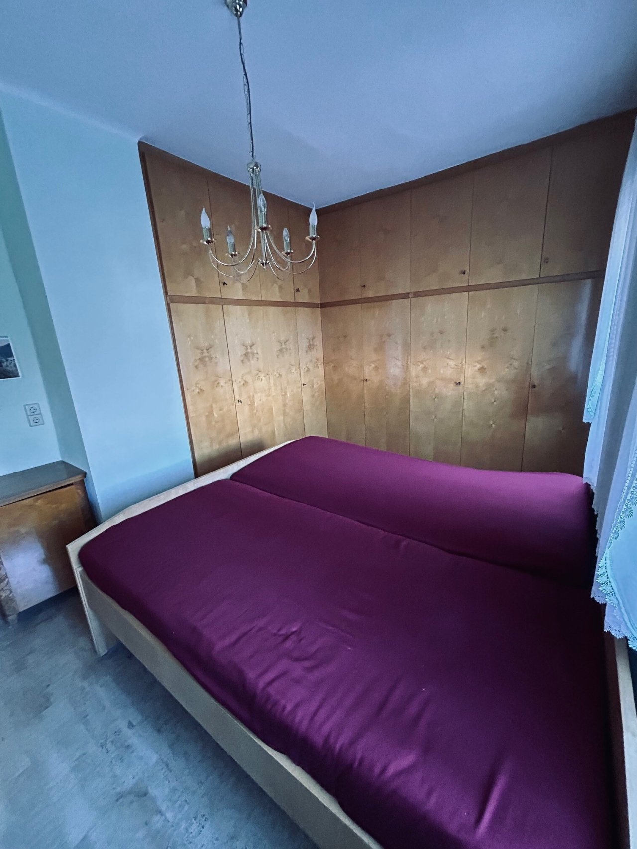 Schlafzimmer 1 1. OG Schlafzimmer 1 1. OG