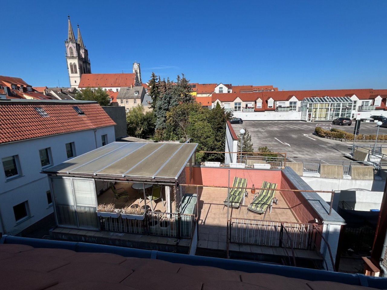 Blick auf die Dachterrasse Blick auf die Dachterrasse