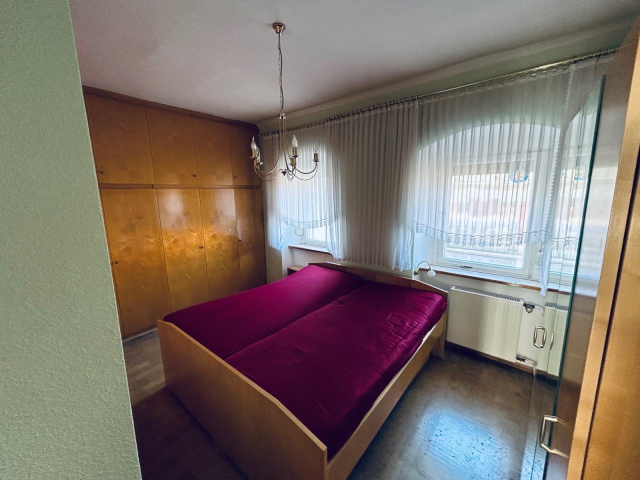 Schlafzimmer 1 1. OG Schlafzimmer 1 1. OG