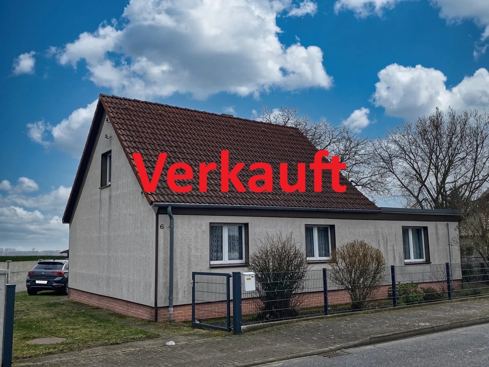 Plessa: Verkauft: Renovierungsbedürftiges Haus mit viel Potenzial und großem Grundstück  Plessa: Verkauft: Renovierungsbedürftiges Haus mit viel Potenzial und großem Grundstück