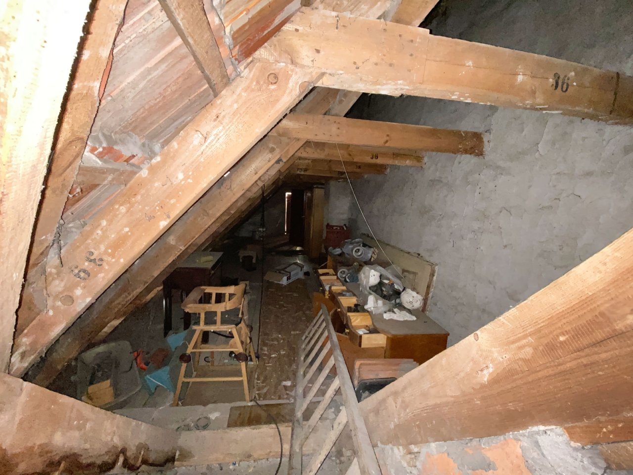 Dachgeschoss nicht ausgebaut Dachgeschoss nicht ausgebaut