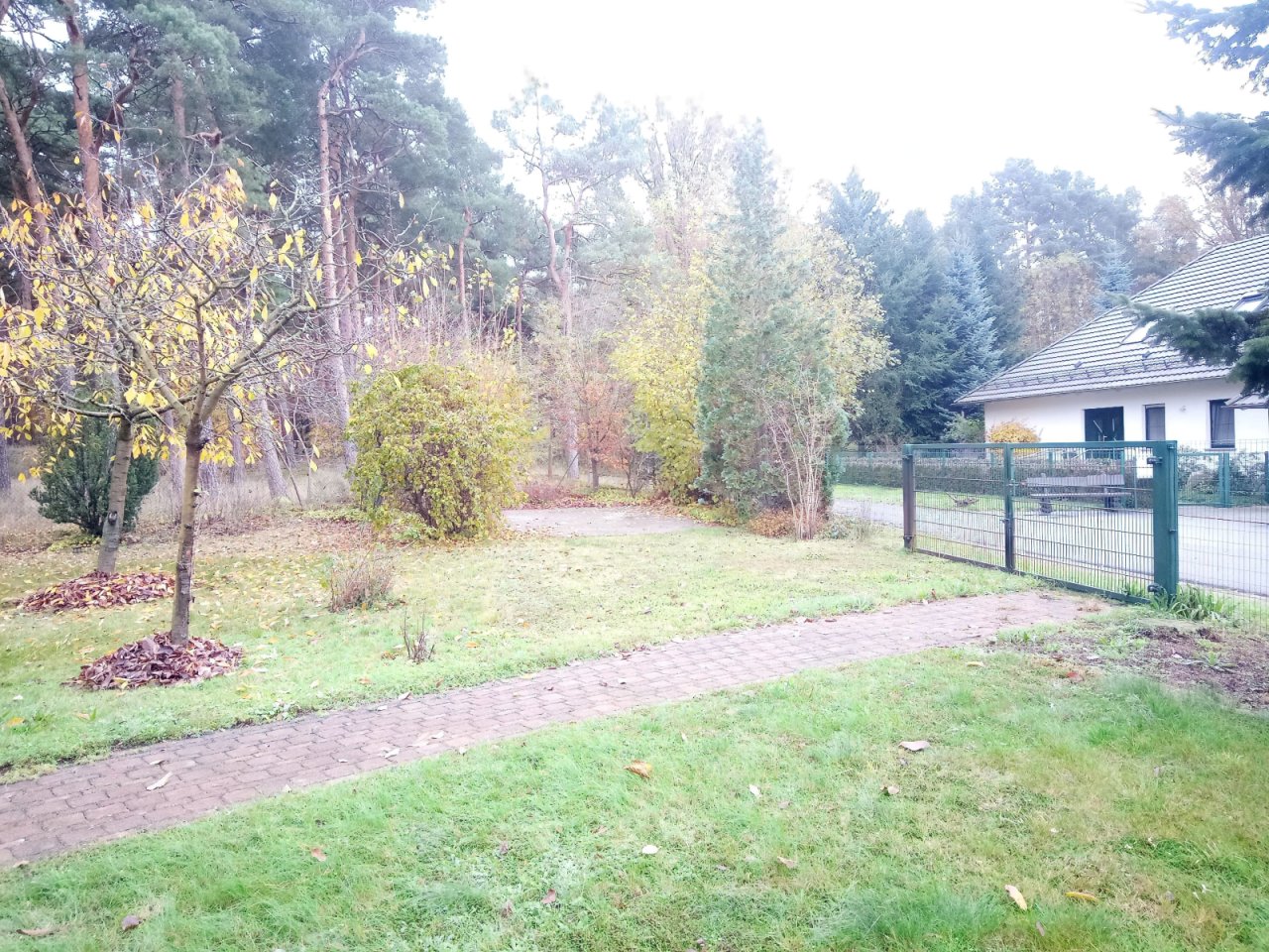 Grundstück Einfahrt Hinten Grundstück Einfahrt Hinten