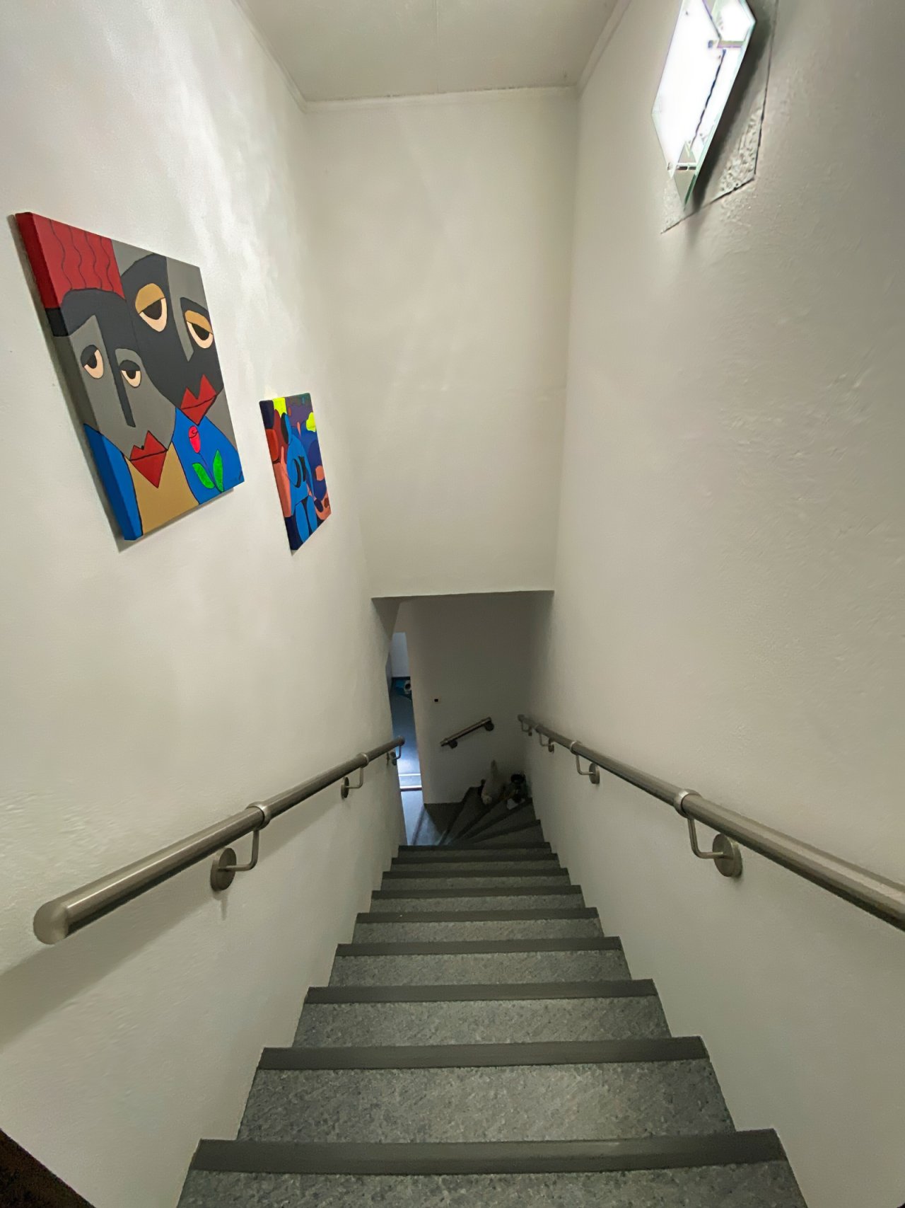 Treppe ins Kellergeschoss Treppe ins Kellergeschoss