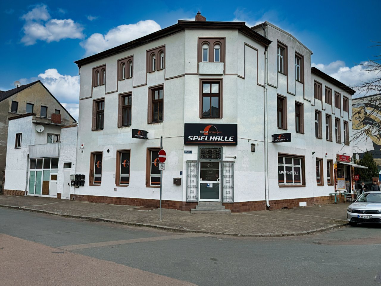 Wohn- und Geschäftshaus Wohn- und Geschäftshaus