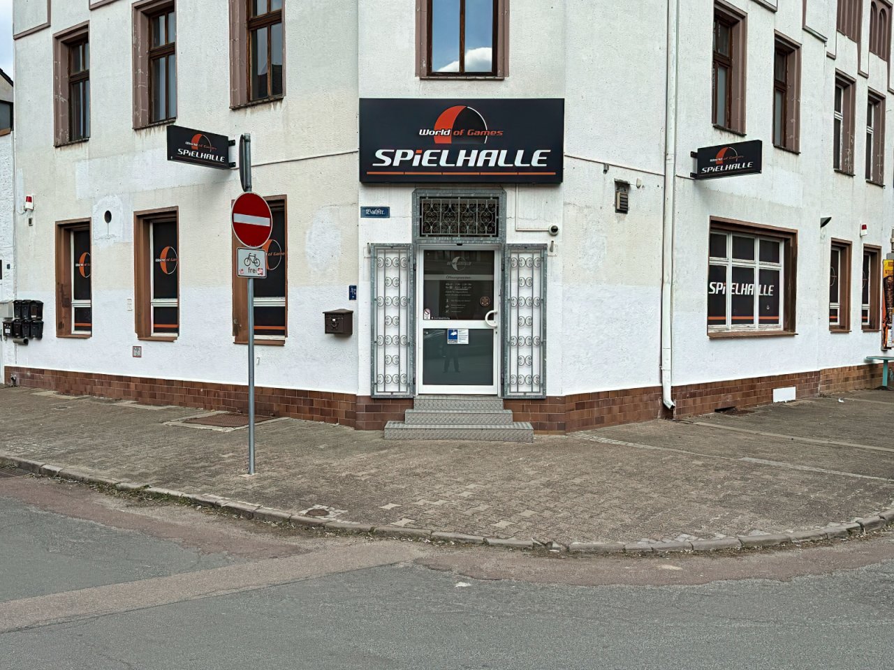 Ladenlokal - Spielhalle Ladenlokal - Spielhalle