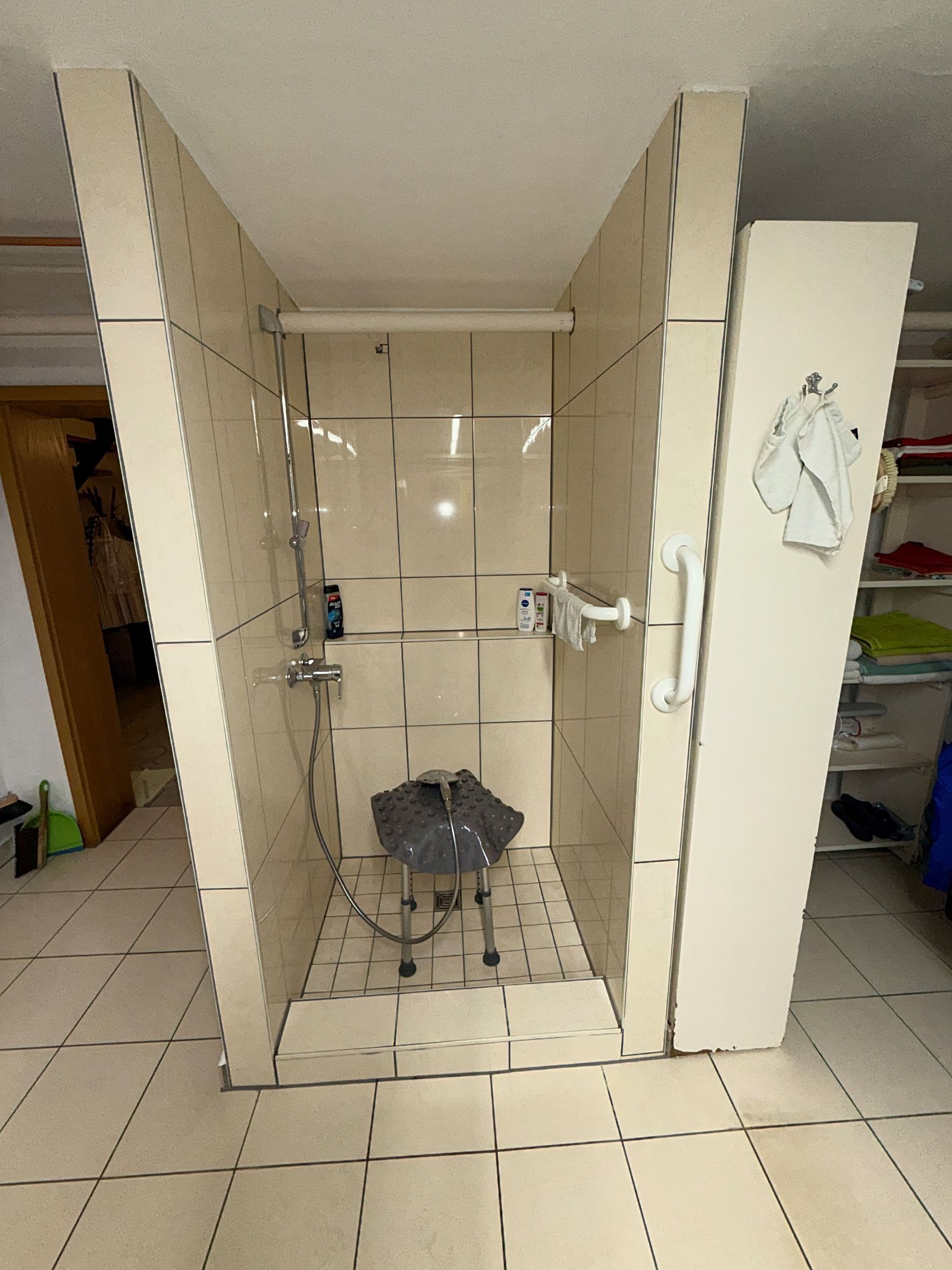 Dusche Waschküche Keller Dusche Waschküche Keller
