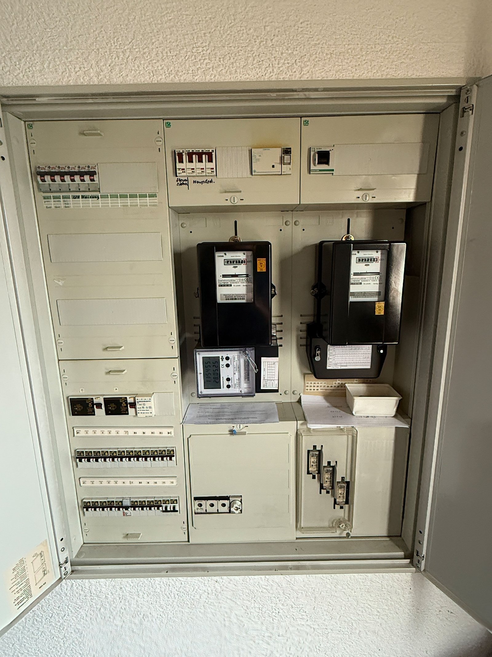 Schaltschrank Schaltschrank