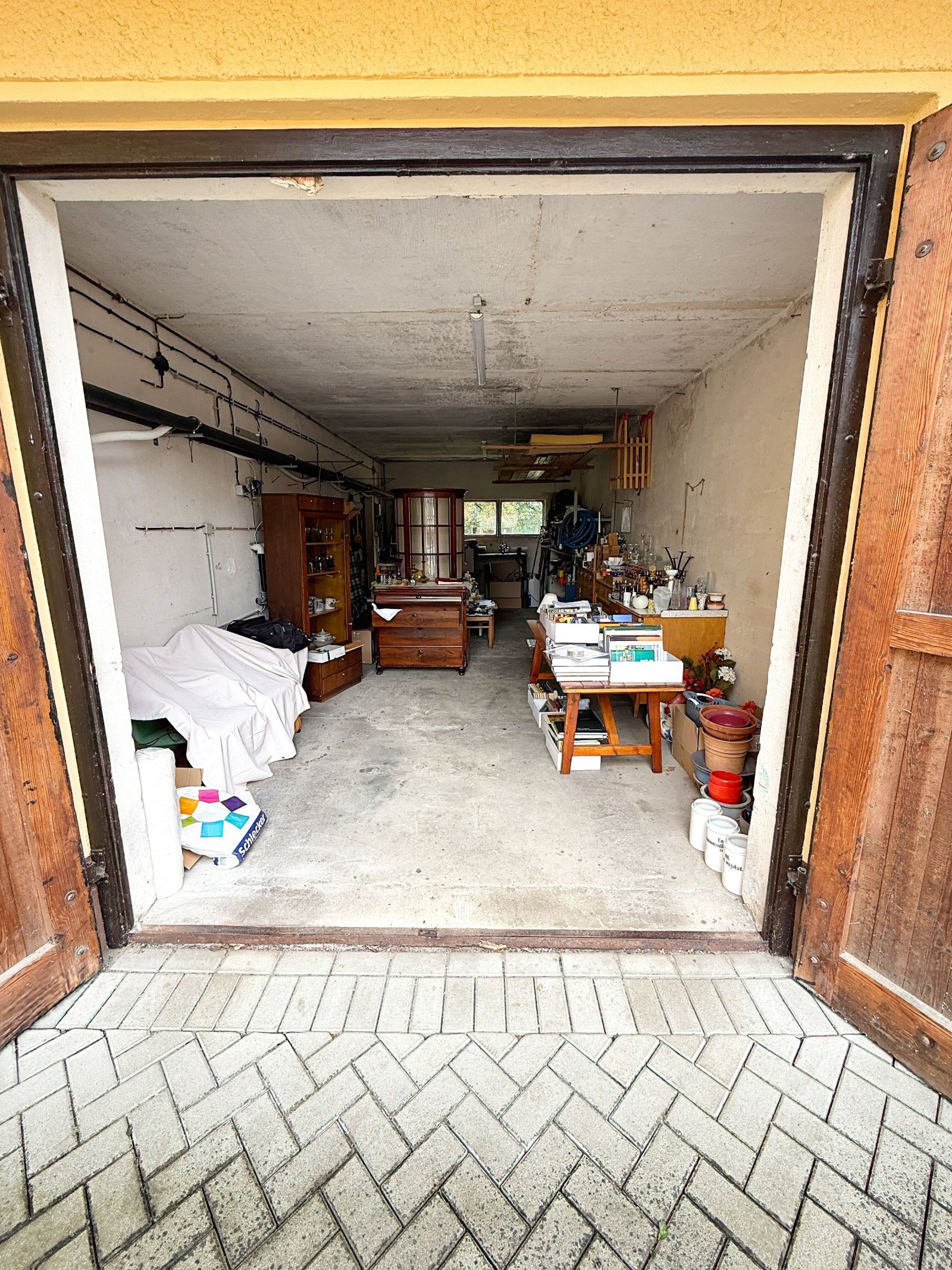 Garage Garage