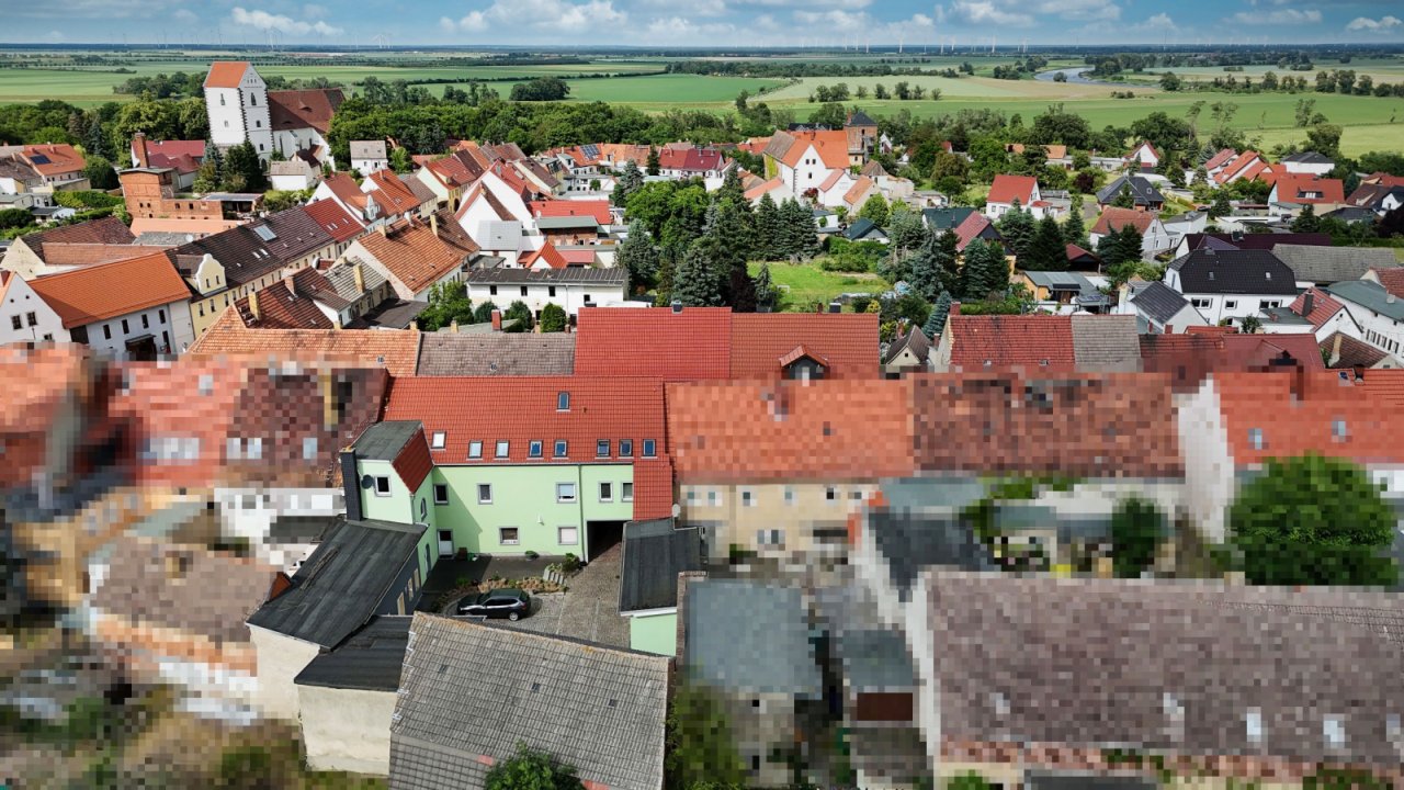 Luftbild Mehrfamilienhaus Rückseite