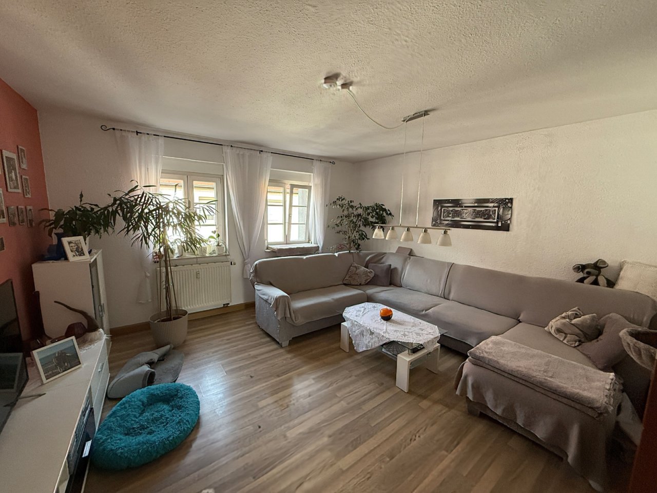 Wohnzimmer 2-Zi-Whg.