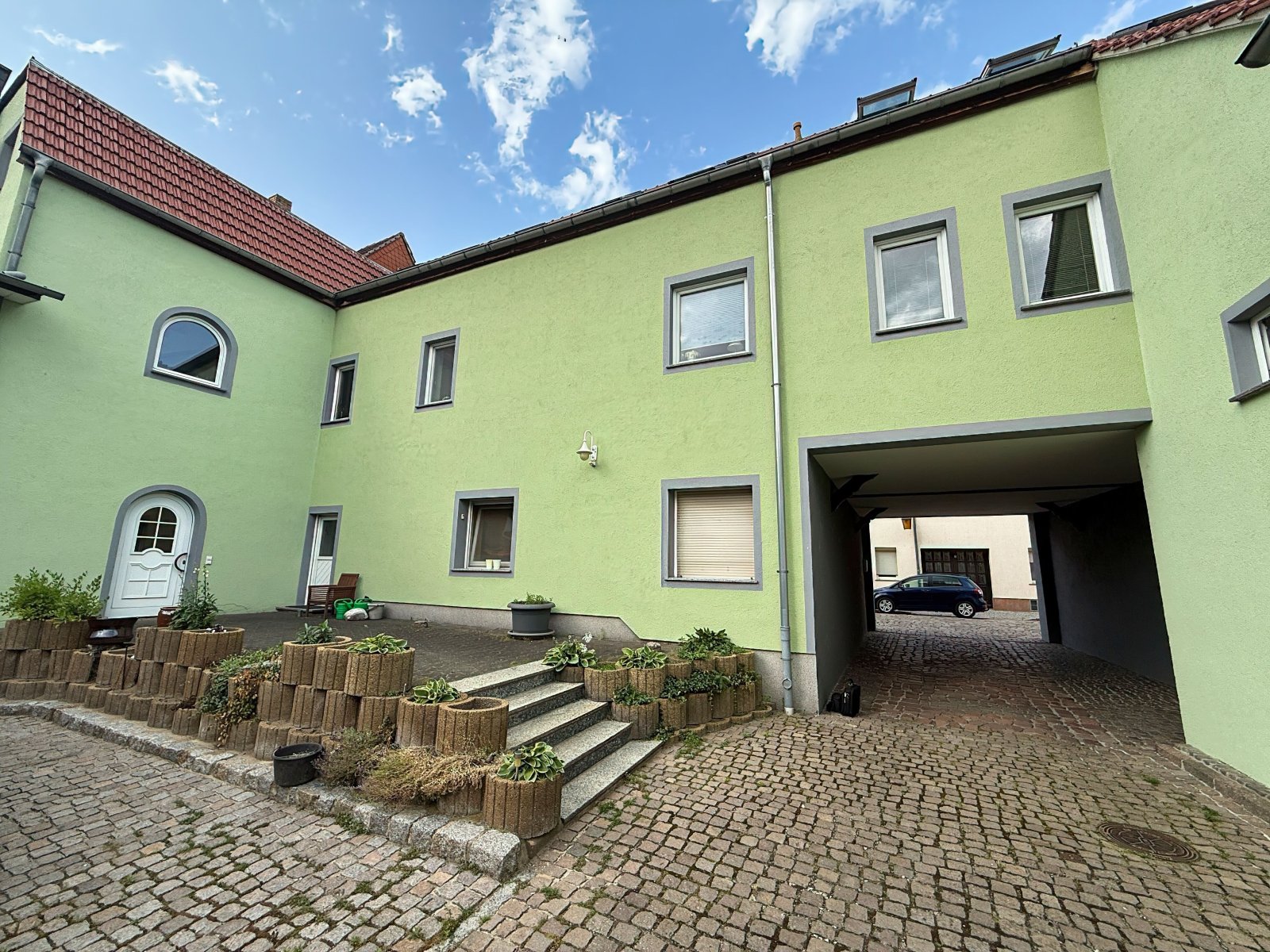 Hauptgebäude Rückseite Hauptgebäude Rückseite