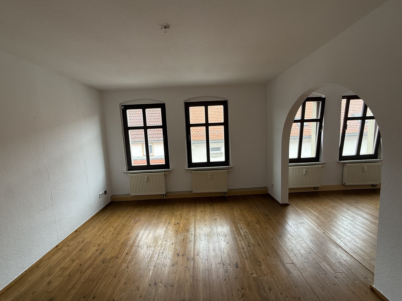 Torgau: Attraktive 3,5-Zi.-Wohnung 2. OG, Innenstadt von Torgau, ruhige Lage 